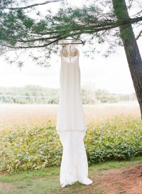 tented-golf-course-wedding-by-britta-marie-photography_0001