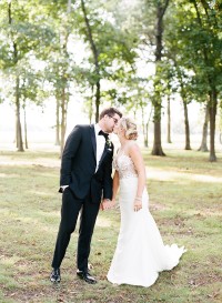tented-golf-course-wedding-by-britta-marie-photography_0037