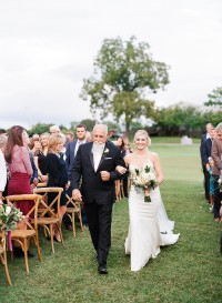 tented-golf-course-wedding-by-britta-marie-photography_0048